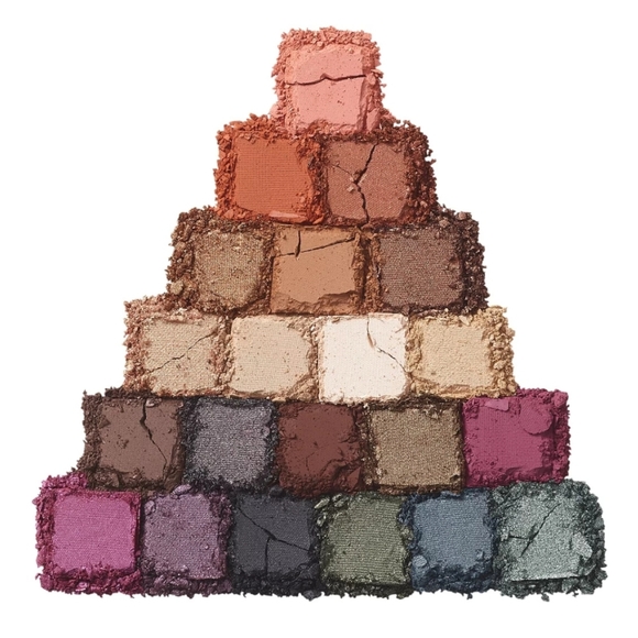 NWOT Urban Decay Born to Run Eyeshadow Palette - Picture 5 of 7